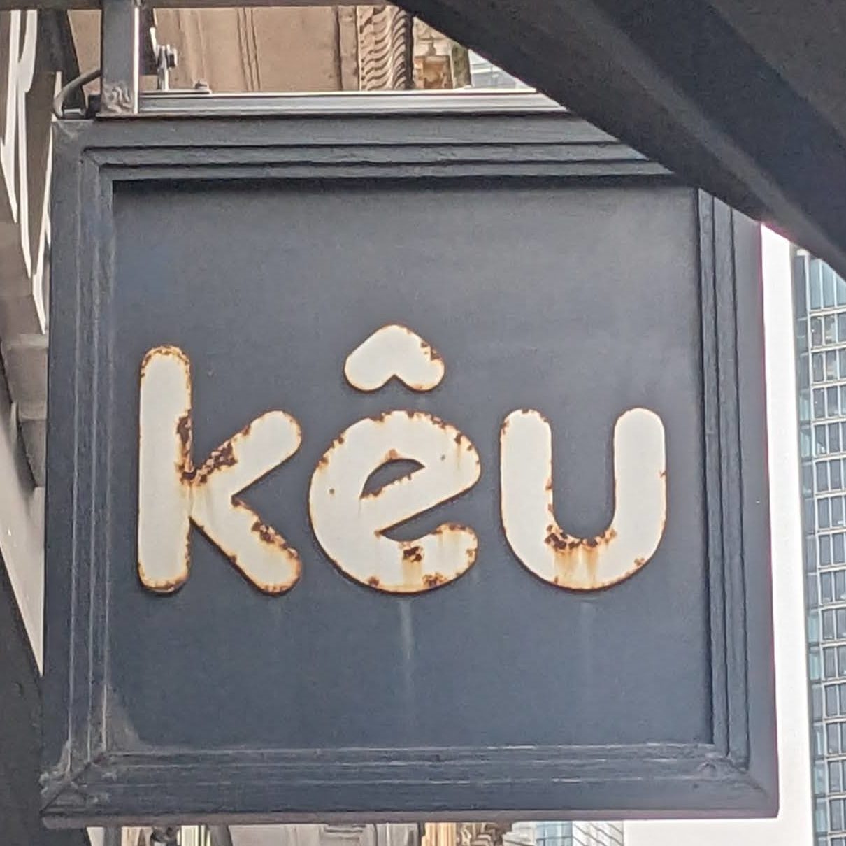 Keu's entrance